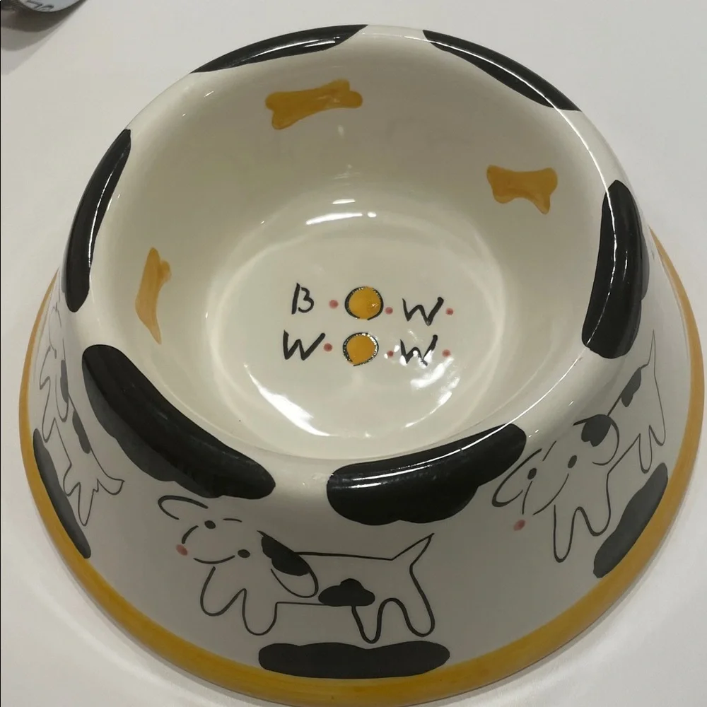 BOW BOW ceramic dog bowl by at home international o/s
